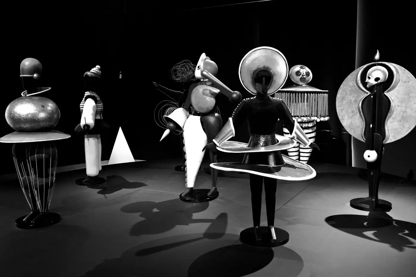 Oskar Schlemmer Das Triadische Ballett